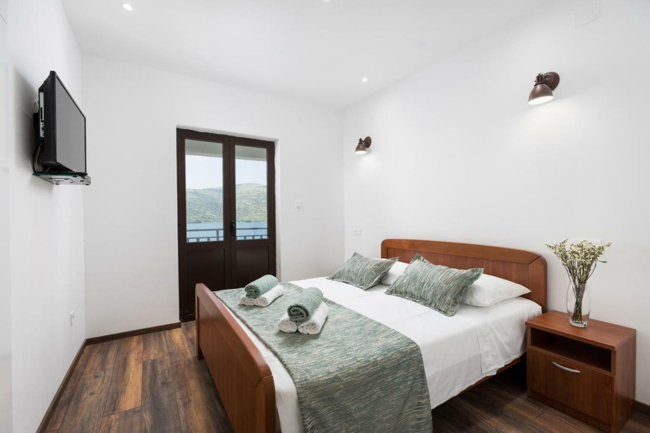 Seaside Villa Near Trogir - Poljica Марина Екстериор снимка