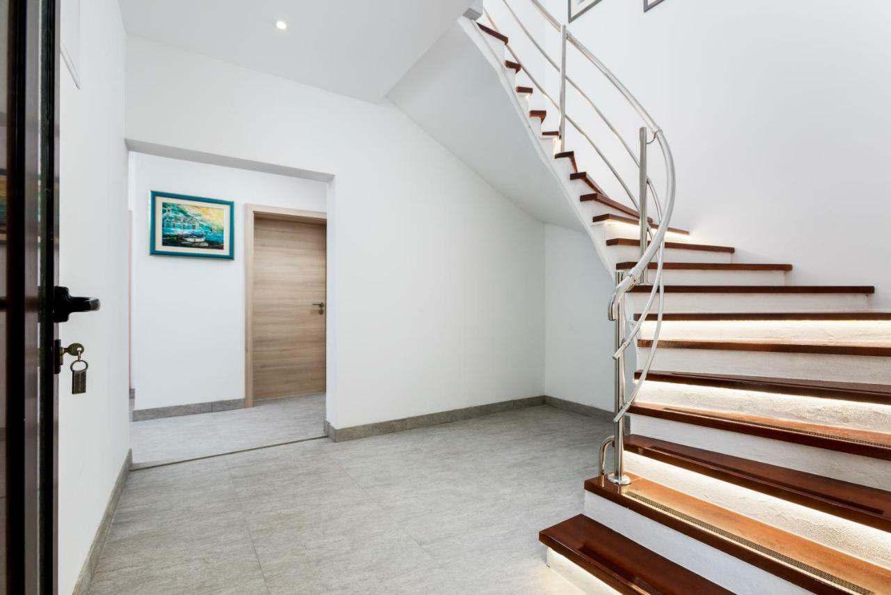 Seaside Villa Near Trogir - Poljica Марина Екстериор снимка